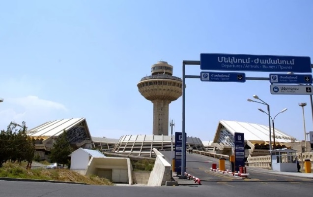Пограничники РФ покидают ереванский аэропорт