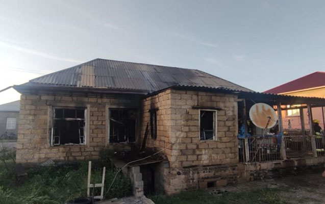 Naxçıvanda kişi öz evini yandırdı  - 3 saat sonra öldü   