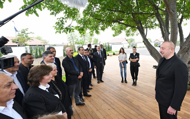 musteqillik-gunu-azad-erazilerde