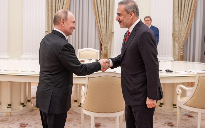 hakan-fidan-putinle-neler-danisdi