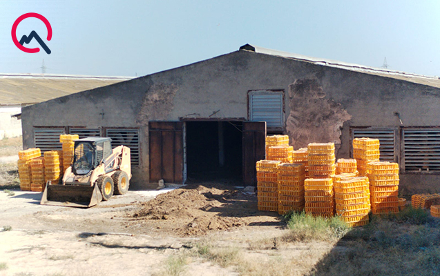 buradan-kecenler-burnunu-tuturlar-biz-ise-yasamaga-mecburuq