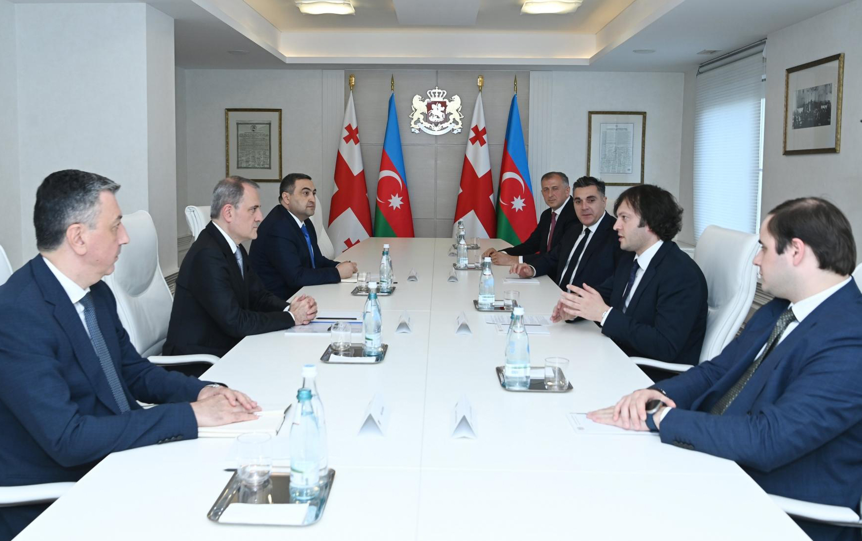 qonsu-olkelerin-nazirleri