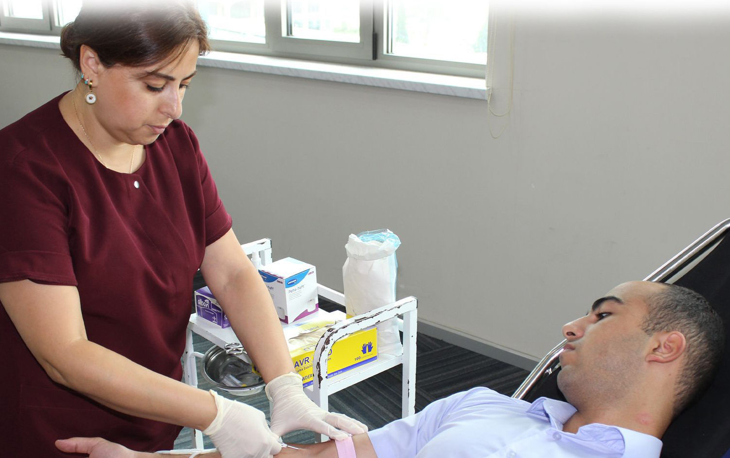 emanetlerin-sigortalanmasi-fondu-qanverme-aksiyasi-kecirdi