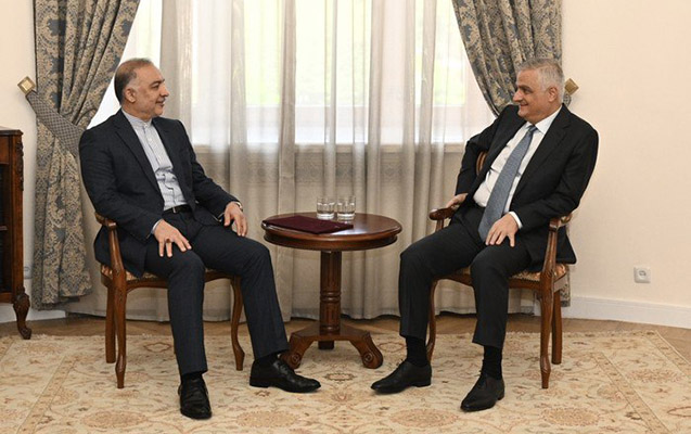 pasinyanin-muavini-iranli-sefirle-gorusdu