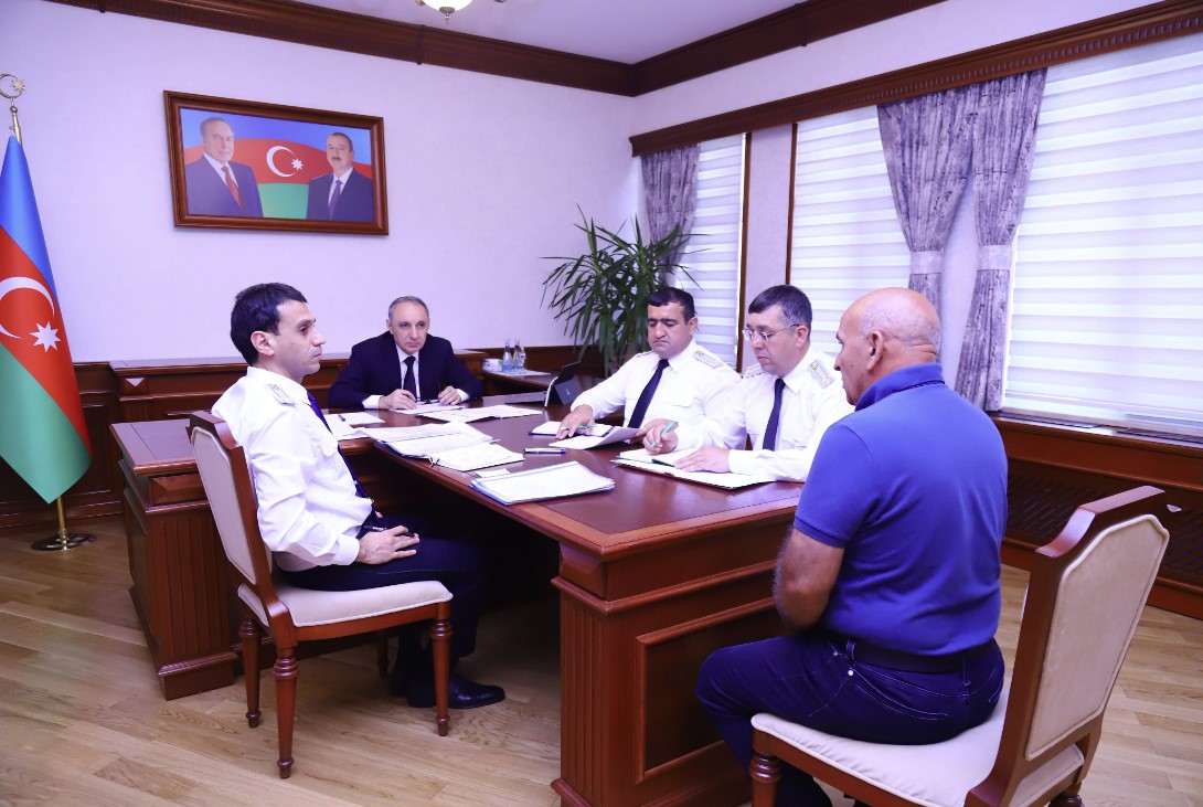 kamran-eliyev-naxcivanda-vetendaslarla-gorusdu