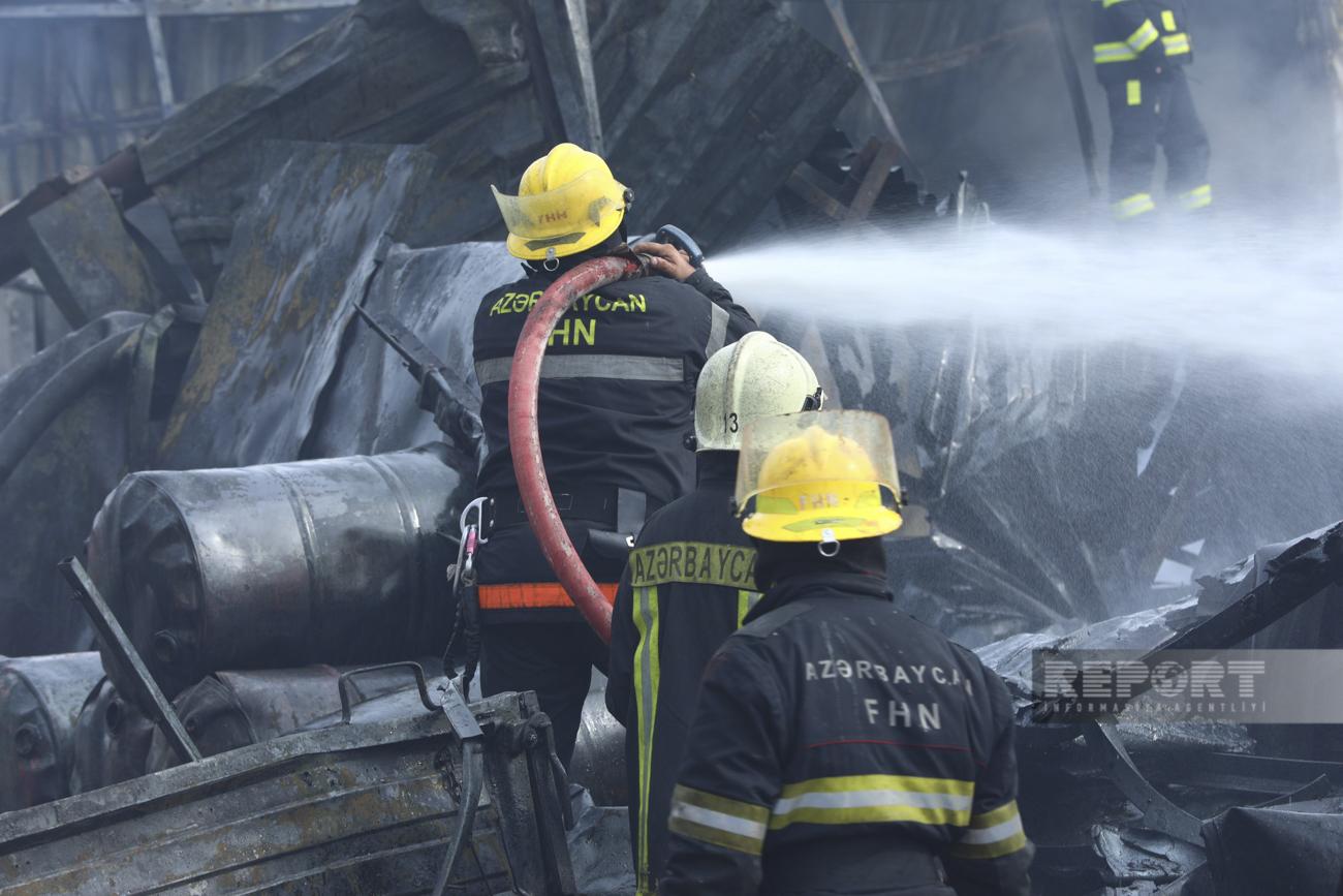 Yanğından bu fotolar geridə qaldı... - FOTOLAR