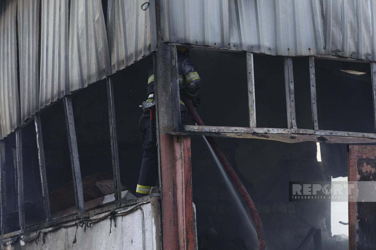 Yanğından bu fotolar geridə qaldı... - FOTOLAR