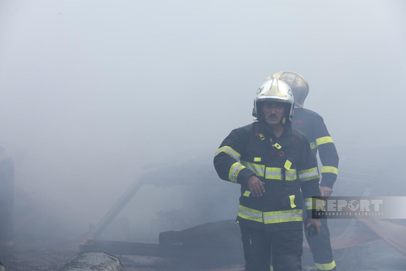 Yanğından bu fotolar geridə qaldı... - FOTOLAR