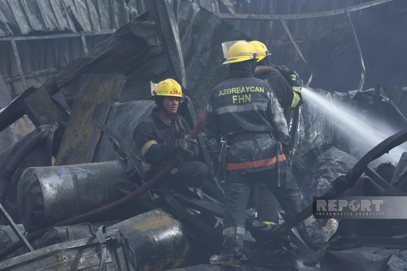 Yanğından bu fotolar geridə qaldı... - FOTOLAR
