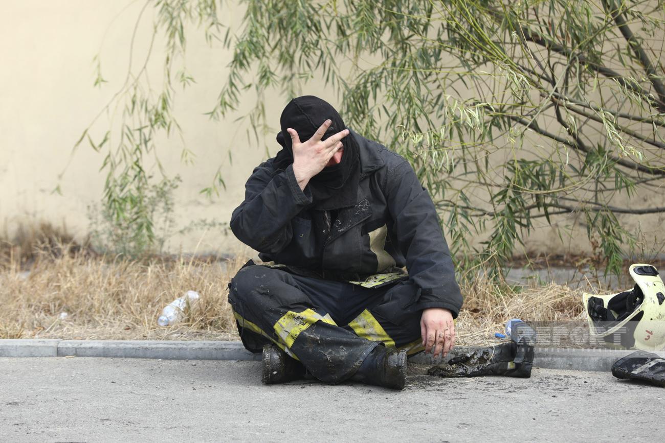 Yanğından bu fotolar geridə qaldı... - FOTOLAR