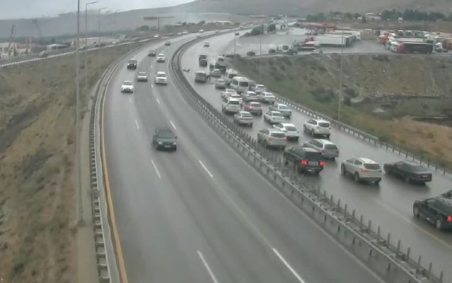 Qayda pozdu, zəncirvari qəzaya səbəb oldu