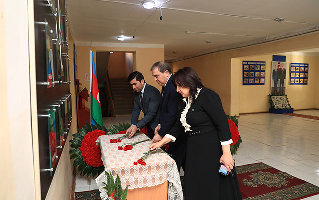 niyazi-bayramov-sadilli-sakinleri-ile-gorusdu