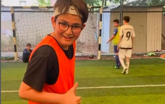 13-yasli-mehemmedeli-futbolcu-imis-video