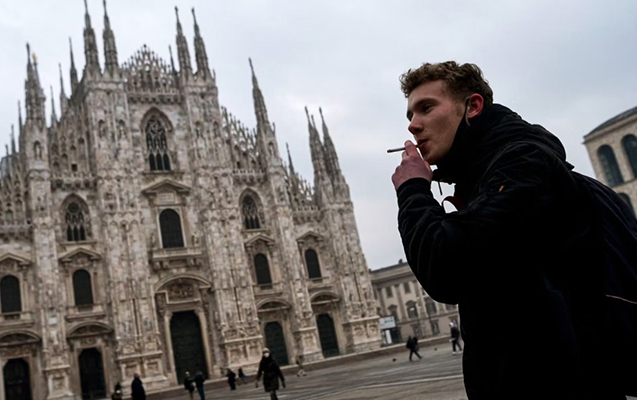 bu-seherde-kucede-siqaret-cekmek-qadagan-edildi