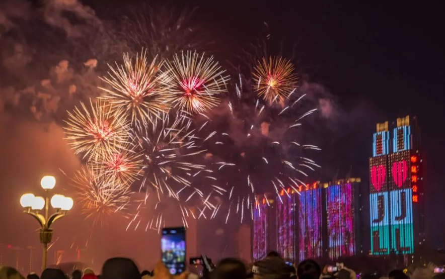 dunya-yeni-ili-bele-qarsiladi