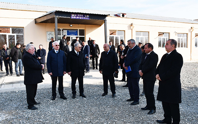 vaqif-hesenov-vetendaslarin-problemlerini-dinledi