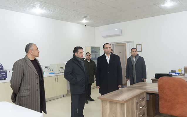 nazir-qusculuq-ve-serab-istehsali-muessiselerinin-fealiyyeti-ile-tanis-oldu