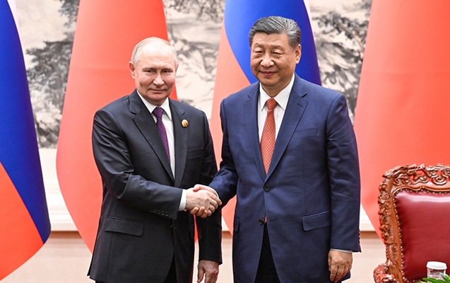 putin-cinpinle-neden-danisib