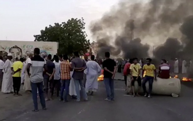 sudanda-herbi-teyyare-qezasi-50-ye-yaxin-sexs-oldu