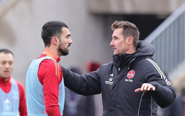 onsuz-da-mahire-qarsi-kin-saxlamirdim