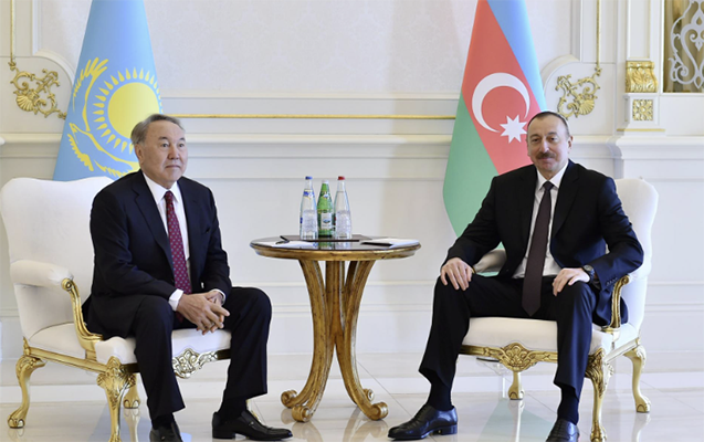 nursultan-nazarbayev-prezidenti-tebrik-etdi
