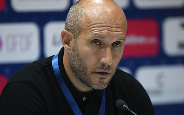 sert-ancaq-qarabagi-udmaqdirsa-mentiqi-anlamiram