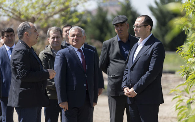 nazir-bagciliq-ve-heyvandarliq-teserrufatlari-ile-tanis-oldu