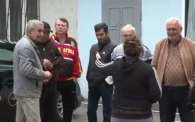 52-min-kompensasiya-verilir-hec-birotaqli-heyet-evi-de-ala-bilmerem