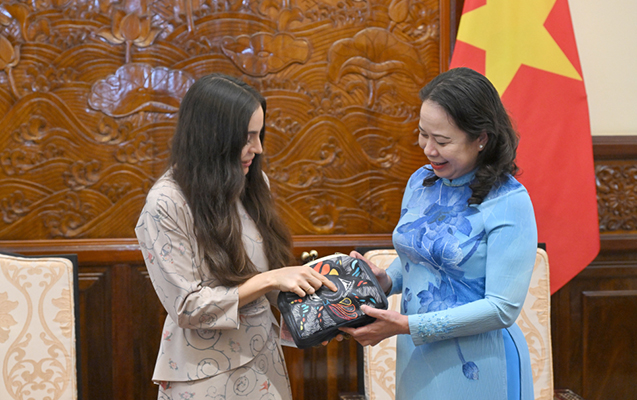 leyla-eliyeva-vyetnamin-vitse-prezidenti-ile-gorusdu