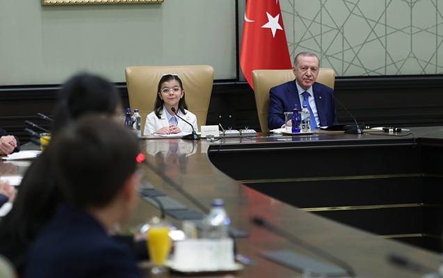 erdogani-birgunluk-o-evezledi
