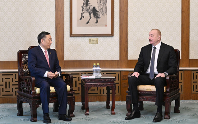 prezident-pekinde-sonq-hailianq-ile-gorusdu