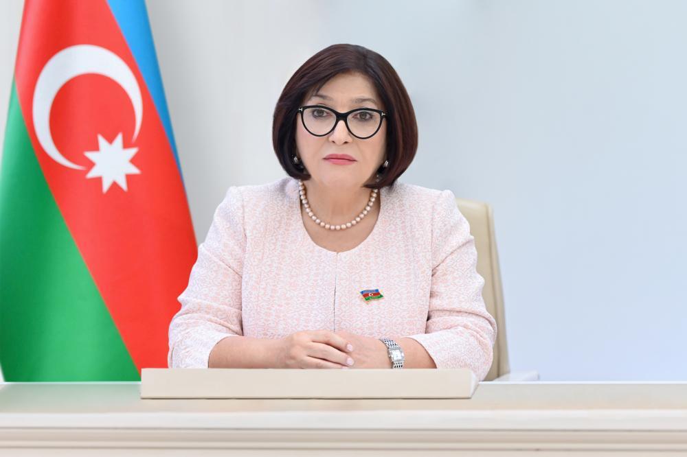 sahibe-qafarova-roma-papasinin-defn-merasimine-qatilacaq