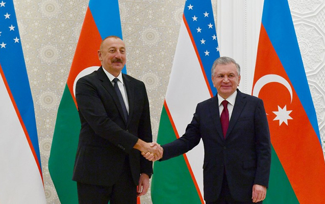 mirziyoyev-ilham-eliyeve-zeng-etdi