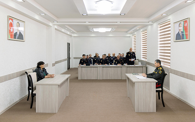 nazir-vetendaslari-dinledi-problemlerin-helli-ucun-tapsiriq-verdi