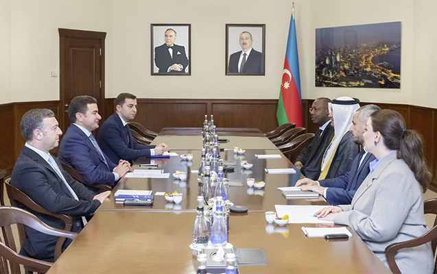 samir-rzayev-sefirle-gorusdu