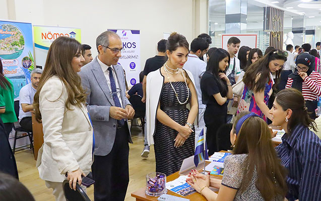 azerbaycan-universitetinde-enenevi-karyera-gunu-kecirildi