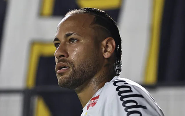 neymar-emeliyyat-olundu