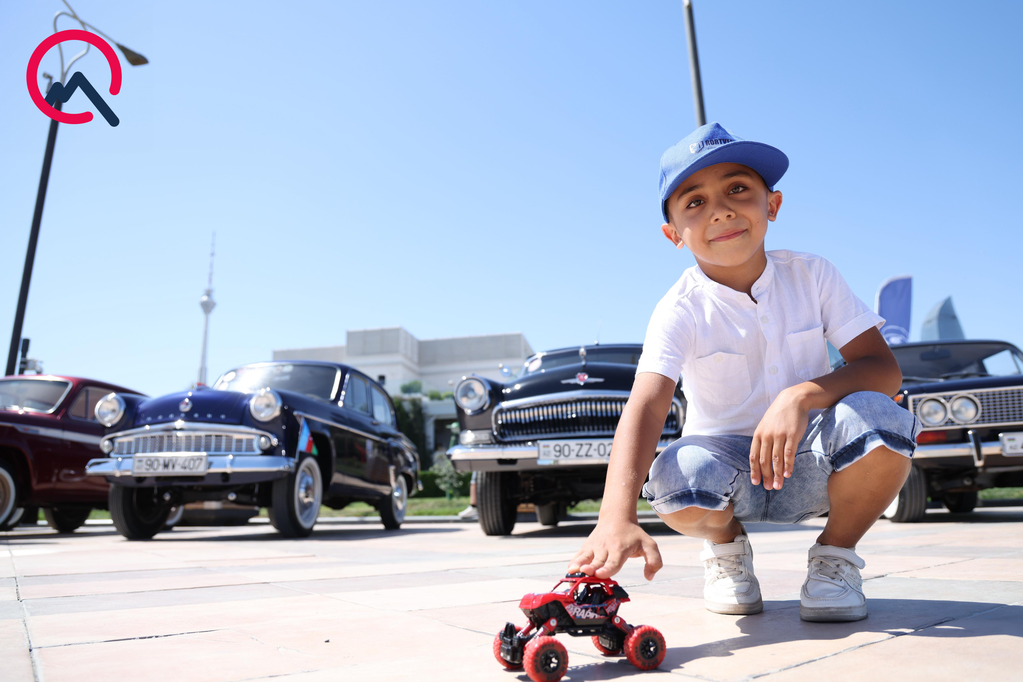 Bakı bulvarında nostalji anlar... - FOTOLAR