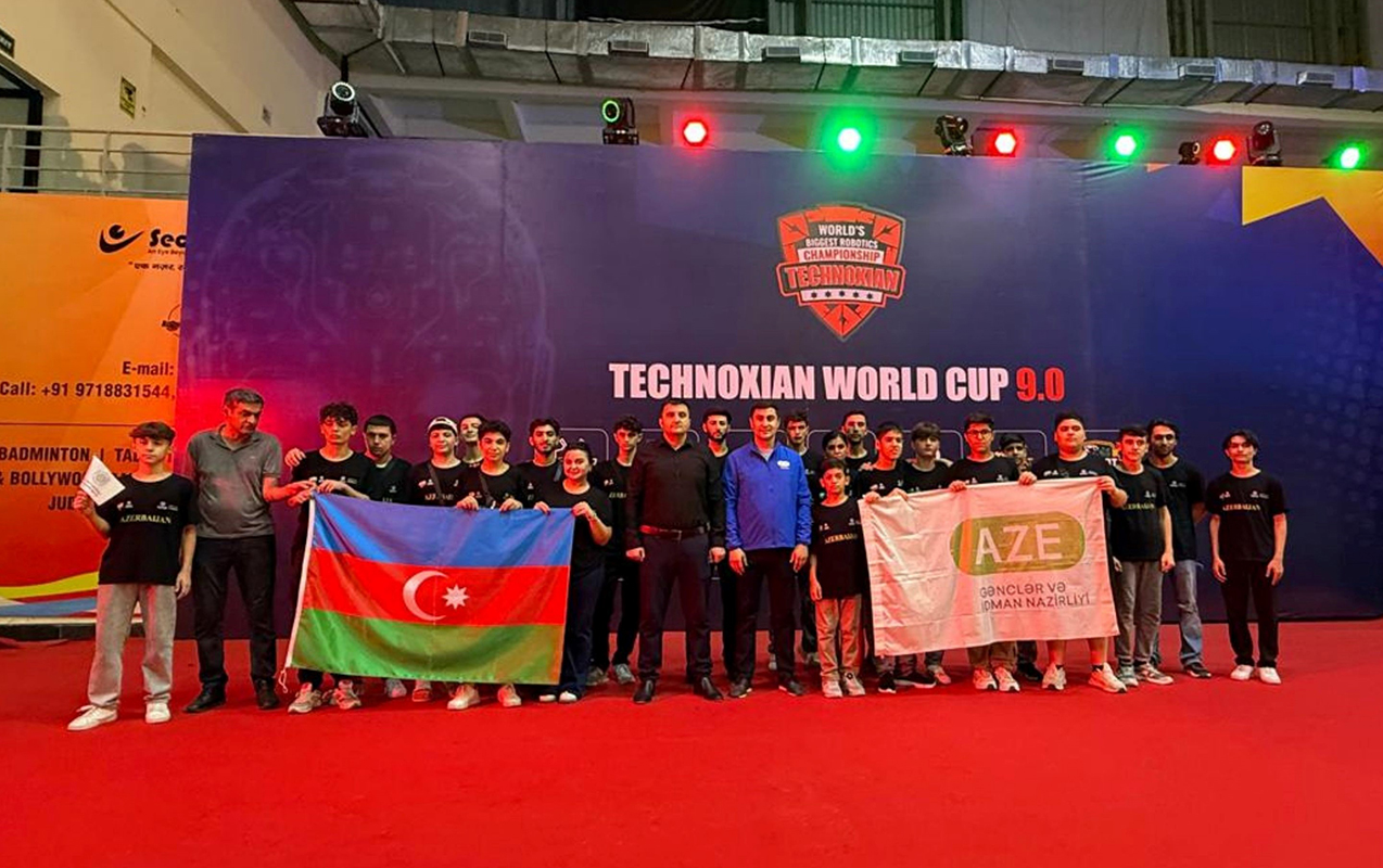 Azərbaycan komandası dünya robotexnika finalında qızıl və gümüş medal qazanıb