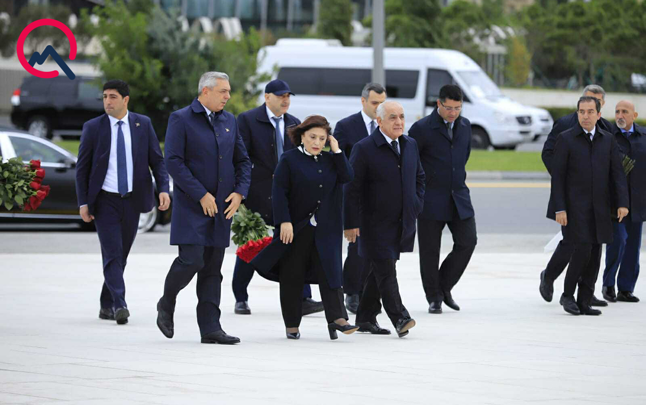 resmiler-zefer-abidesini-ziyaret-edir