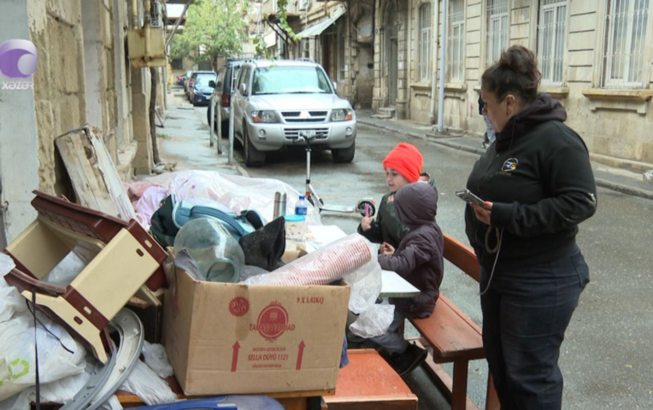 Bakıda ailə evindən çıxarıldı