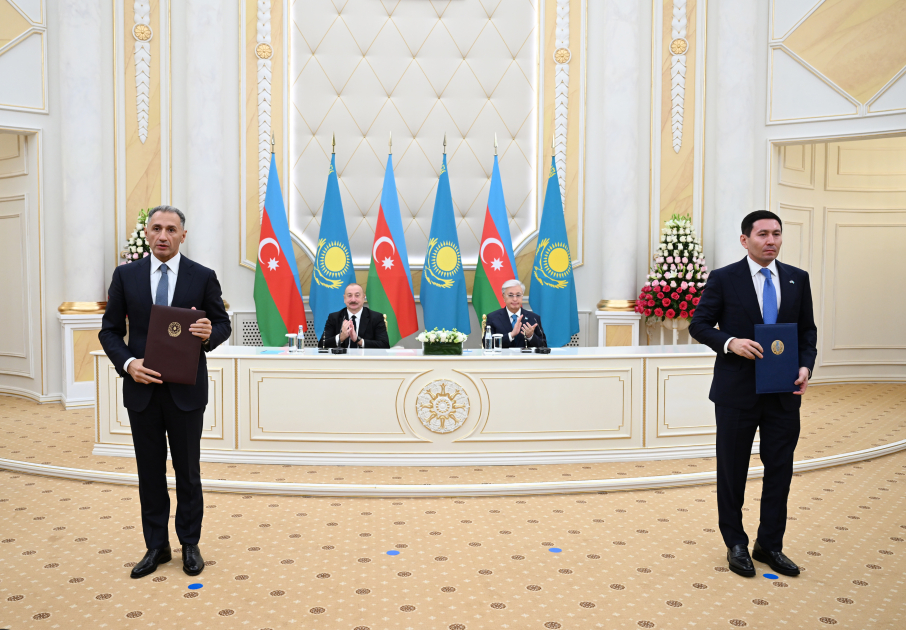 Azərbaycan-Qazaxıstan sənədləri mübadilə olundu - FOTOLAR 16 Azərbaycan-Qazaxıstan sənədləri mübadilə olundu - FOTOLAR