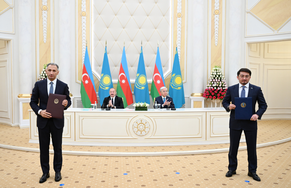 Azərbaycan-Qazaxıstan sənədləri mübadilə olundu - FOTOLAR 18 Azərbaycan-Qazaxıstan sənədləri mübadilə olundu - FOTOLAR