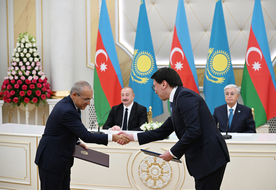 Azərbaycan-Qazaxıstan sənədləri mübadilə olundu - FOTOLAR 19 Azərbaycan-Qazaxıstan sənədləri mübadilə olundu - FOTOLAR