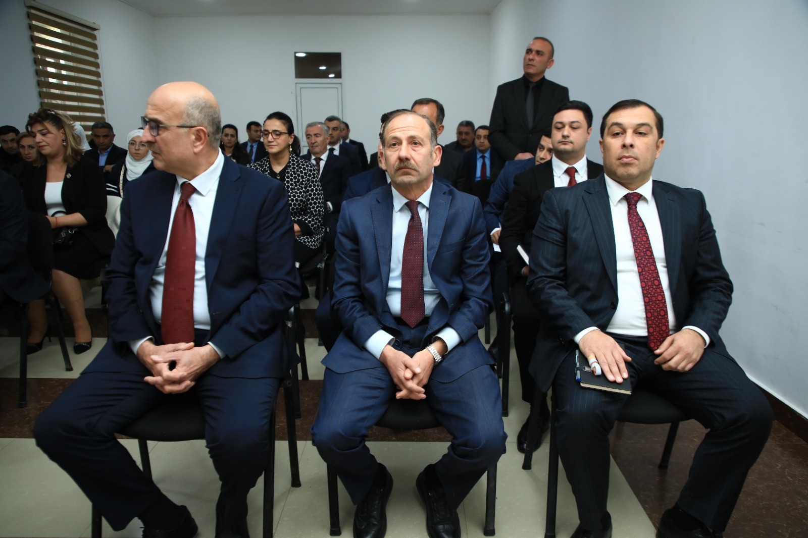 Niyazi Bayramov sakinlərlə görüşdü - FOTOLAR 3 Niyazi Bayramov sakinlərlə görüşdü - FOTOLAR