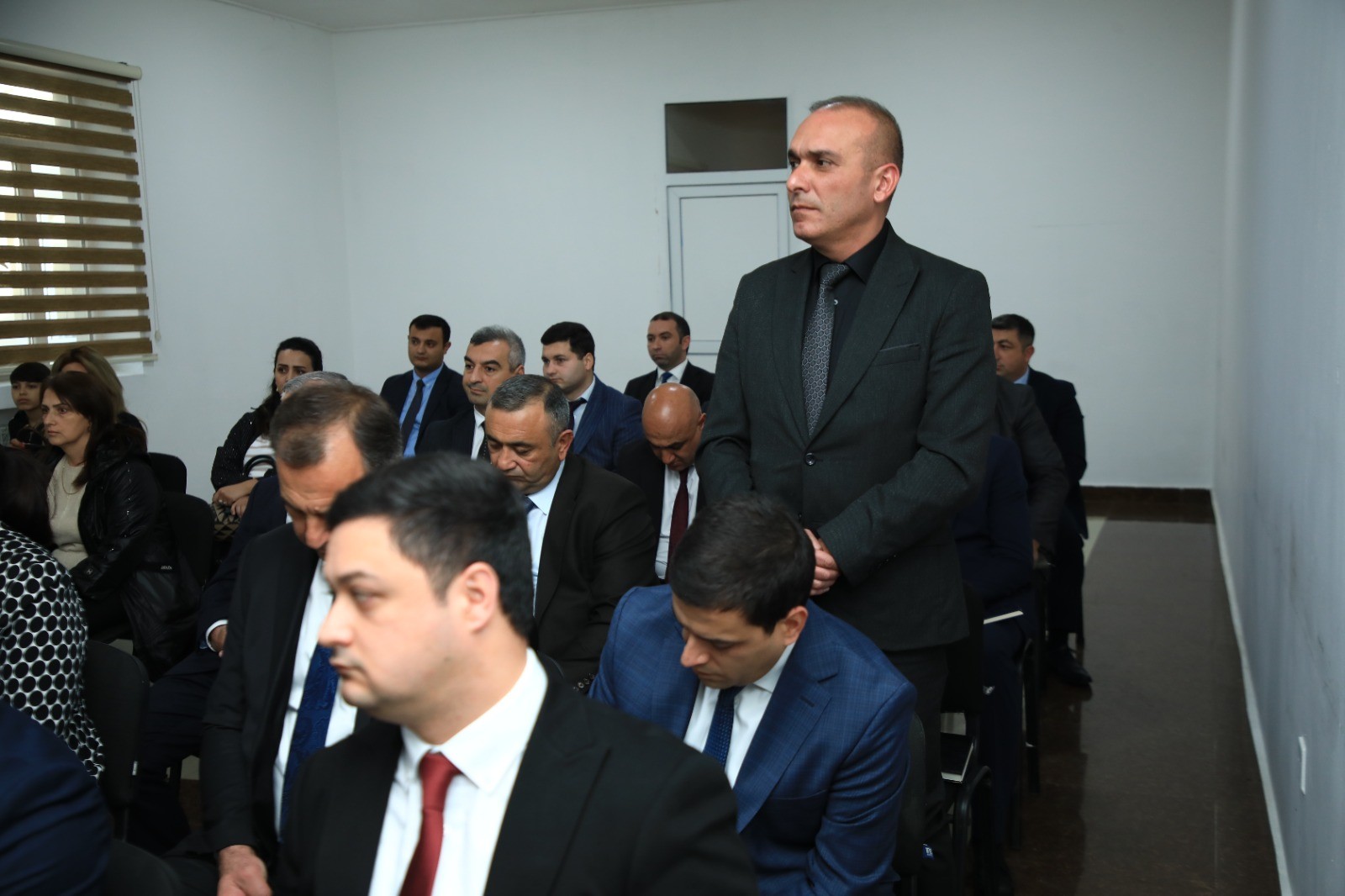 Niyazi Bayramov sakinlərlə görüşdü - FOTOLAR 4 Niyazi Bayramov sakinlərlə görüşdü - FOTOLAR