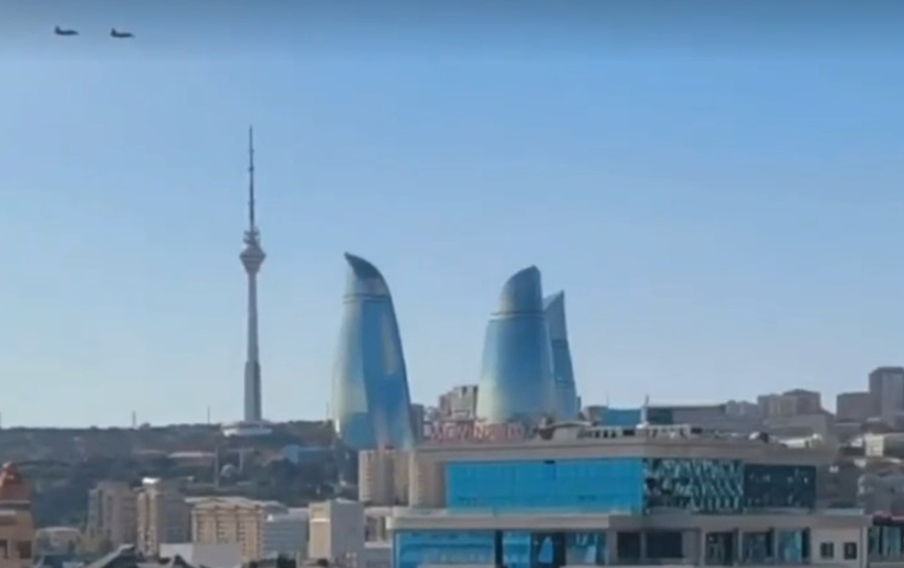 Qırıcılarımız Bakı səmasında…  - Parada hazırlıq-Video  