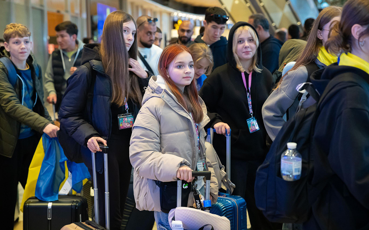 ukraynadan-daha-30-usaq-getirildi