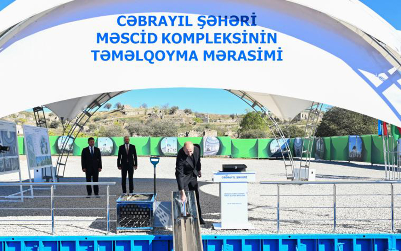 Eyni vaxtda 615 nəfər ibadət edəcək…  - Video  