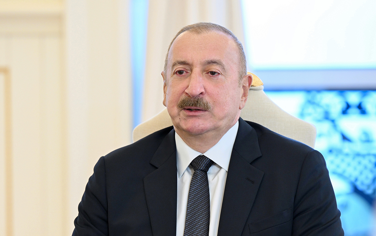 Prezident qəbullar keçirdi  - Fotolar+Yenilənib  